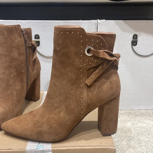 Brand new Chelsea & Violet suede boots. No tags or original box. - Picture 2 of 4